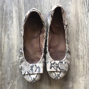 Anthropologie Eloise Snakeskin Bow Ballet Flats 8